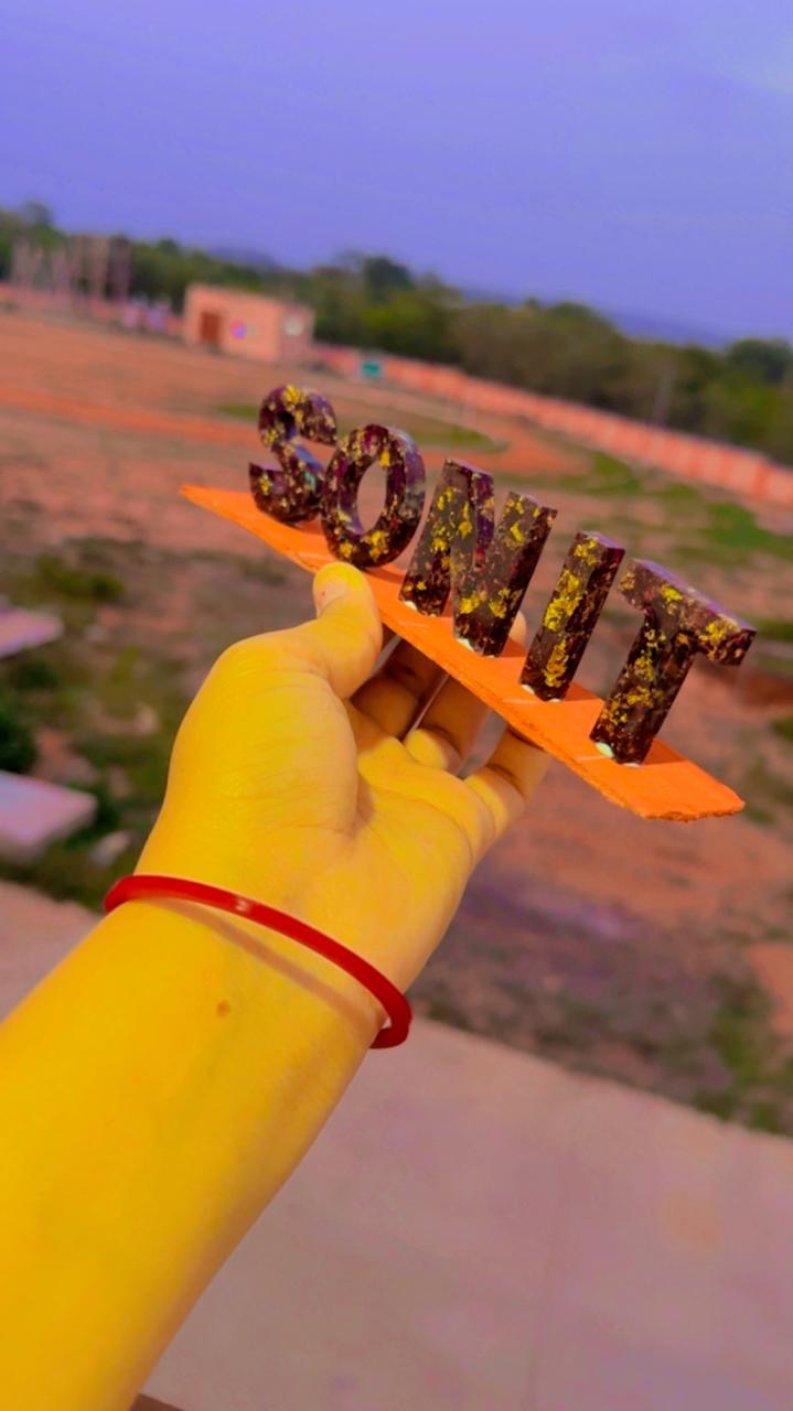 Name stand