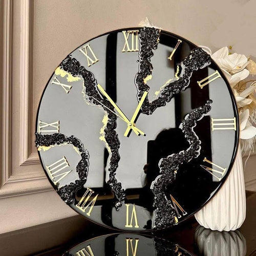 Coustmise clock