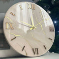 Coustmise clock