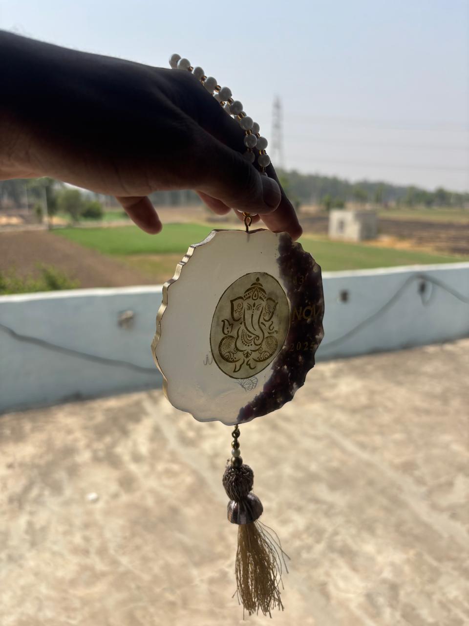 car hanging mirron resin